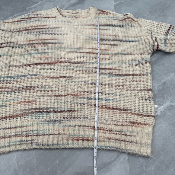 Women’s American Eagle Oversized Crew Neck Knit Striped Sweater Size XS - Picture 15 of 15